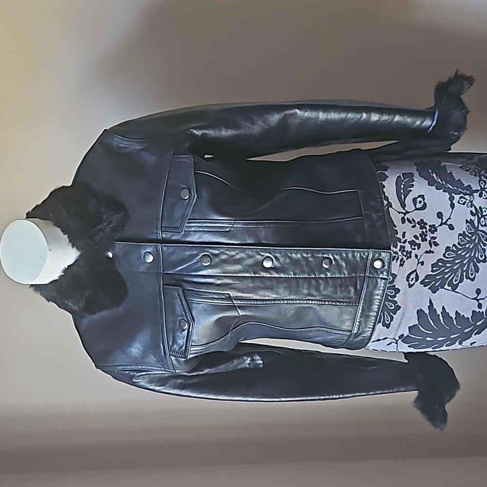 #159 Danier Leather Jacket with real fur trim ptp19 (As Is)